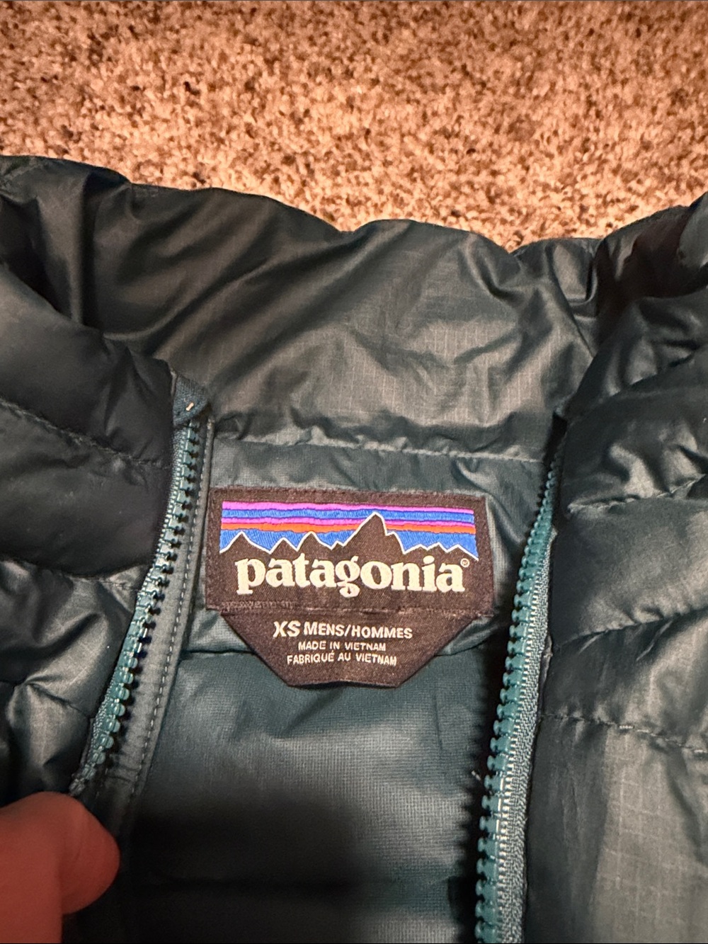 Patagonia striped down vest - Picture 2 of 3